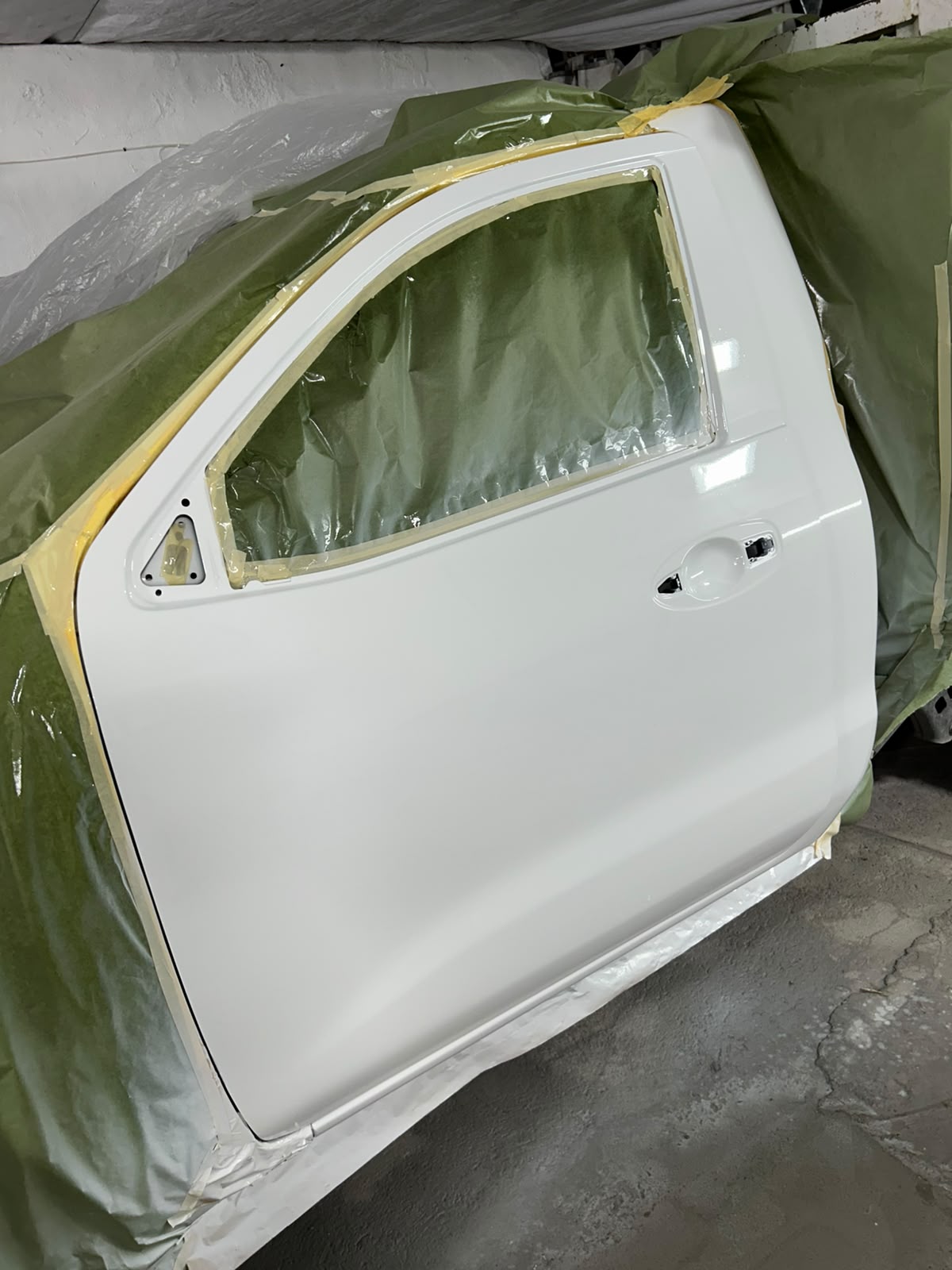 PINTURA PUERTA PILOTO
